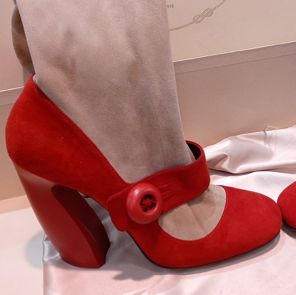 NWOT Authentic Prada Calf Boots Sz 8 - Picture 13 of 16